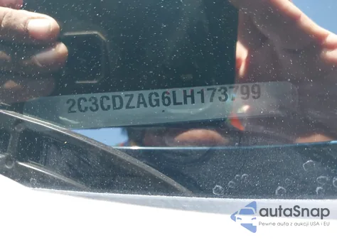 2020 Dodge Challenger Sxt z USA, uszkodzony, nr VIN 2C3CDZAG6LH173799